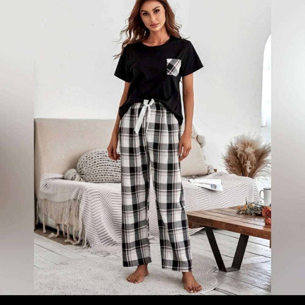 Black & White Buffalo Plaid Sleepwear Set - Picture 3 of 6
